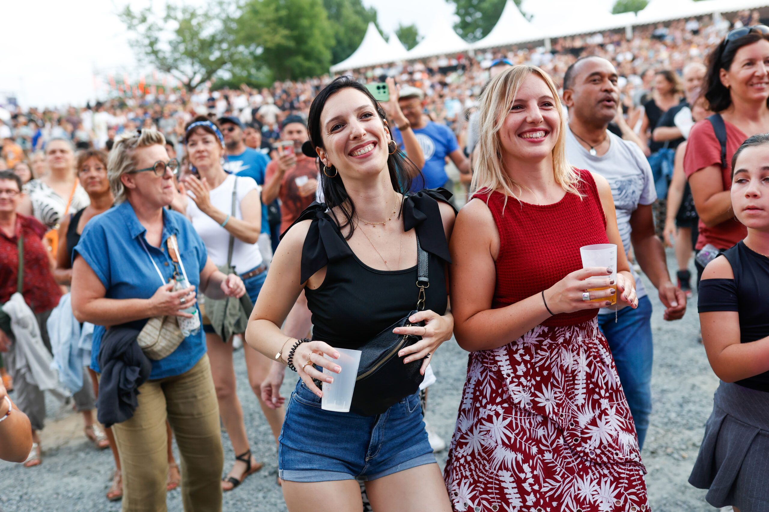 © Mathieu Cugnot / France, Bessenay le 3 juillet 2025. Eh Cherry Festival 2025. Concert de Kumbia Boruka.