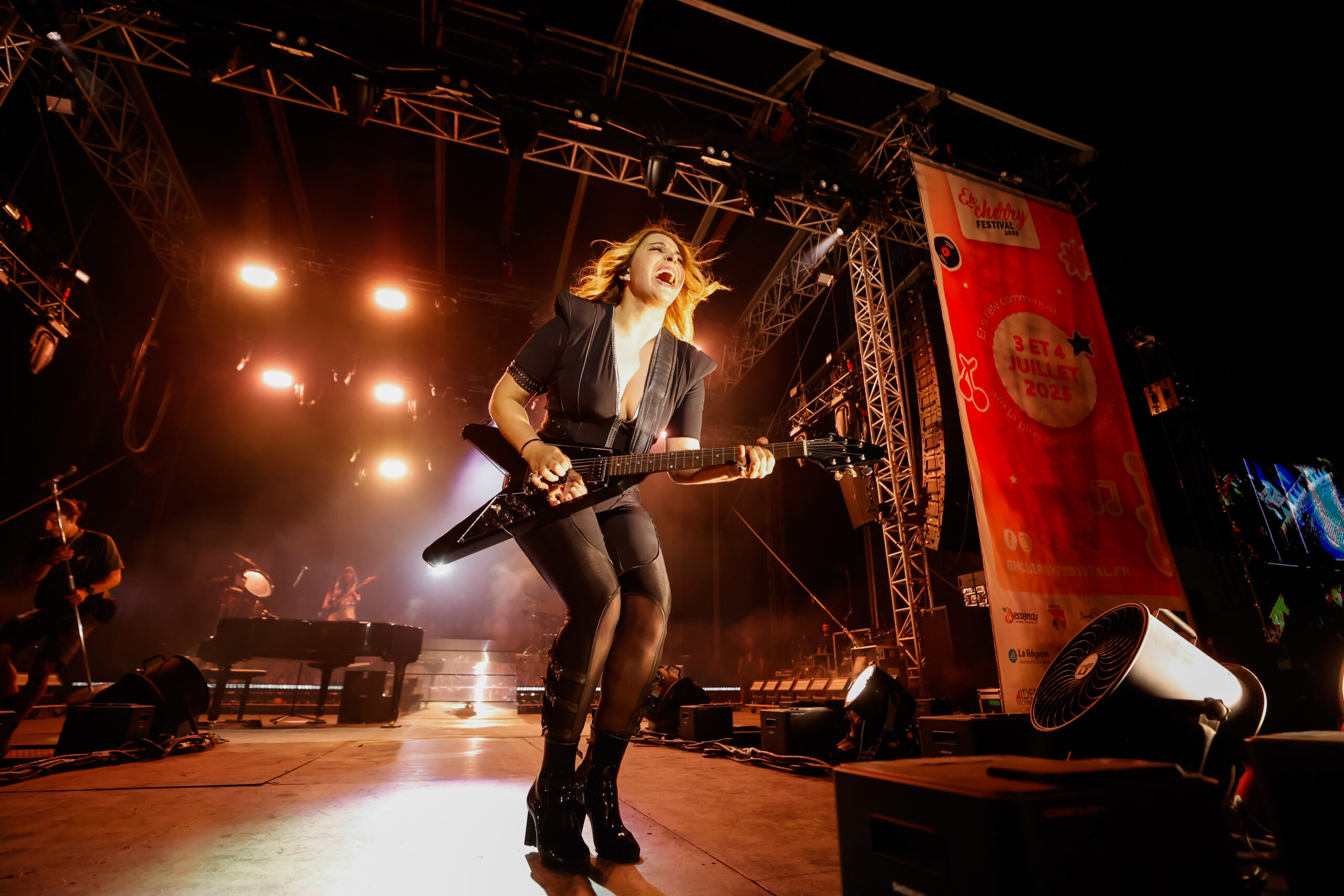 © Mathieu Cugnot / France, Bessenay le 4 juillet 2025. Eh Cherry Festival 2025. Concert de Santa