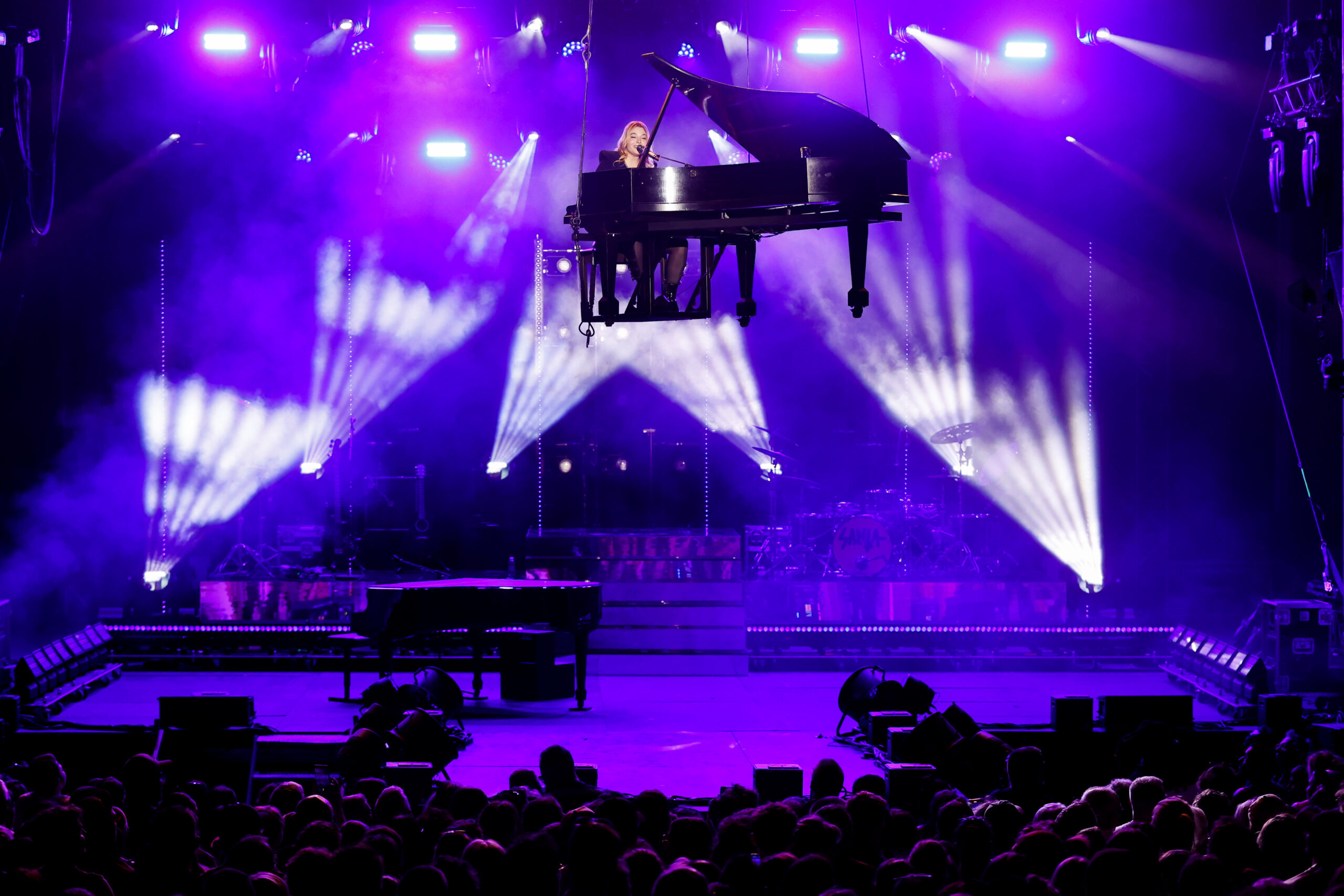 © Mathieu Cugnot / France, Bessenay le 4 juillet 2025. Eh Cherry Festival 2025. Concert de Santa